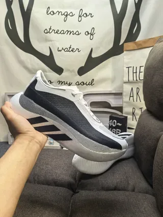 Adidas White Black Low-Top Mesh-and-Synthetic Upper Lifestyle Sneakers 5
