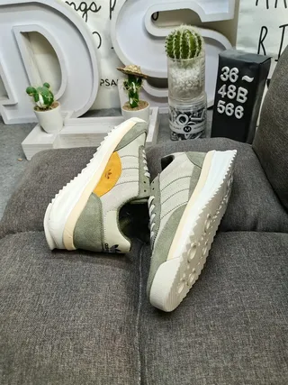Adidas White Blue Retro Runner Silhouette Suede And Textile Upper Lifestyle Sneakers 6