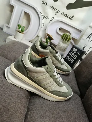 Adidas White Blue Retro Runner Silhouette Suede And Textile Upper Lifestyle Sneakers 9