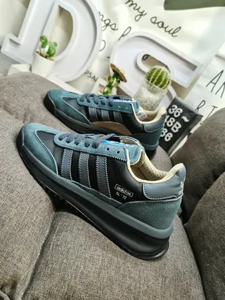 Adidas White Blue Retro Runner Silhouette Suede And Textile Upper Lifestyle Sneakers 17