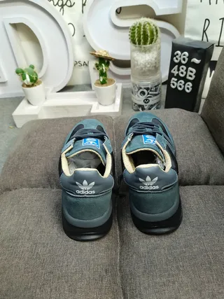Adidas White Blue Retro Runner Silhouette Suede And Textile Upper Lifestyle Sneakers 18