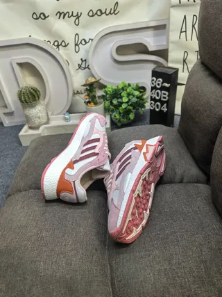 Adidas White Purple Layered Mesh And Synthetic Upper Sculpted Textured Midsole Lifestyle Sneakers 6