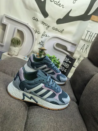 Adidas White Purple Layered Mesh And Synthetic Upper Sculpted Textured Midsole Lifestyle Sneakers 19