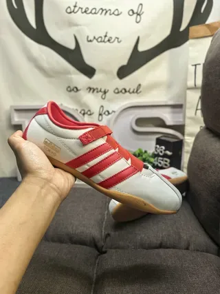 Adidas White Red Laceless Velcro Strap Lifestyle Sneakers 5