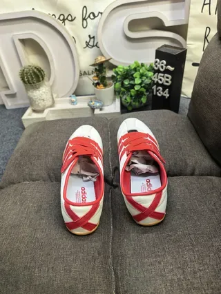 Adidas White Red Laceless Velcro Strap Lifestyle Sneakers 8