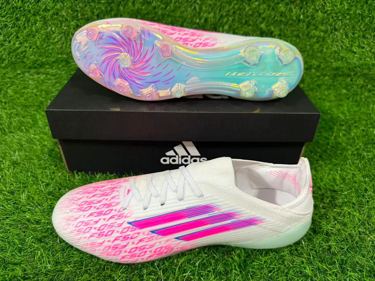 Adidas X Speedflow F50 সাদা গোলাপি হোলোগ্রাফিক ফার্ম গ্রাউন্ড ফুটবল জুতো 6