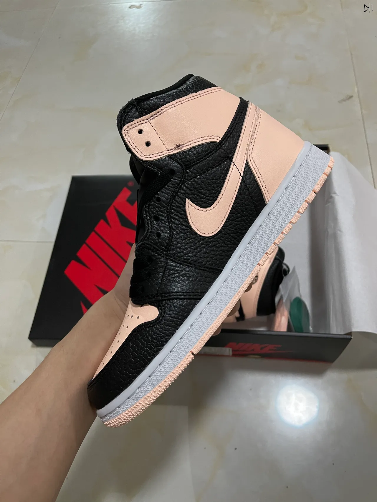 Air Jordan 1 Black Pale Pink Basketball Shoes 4