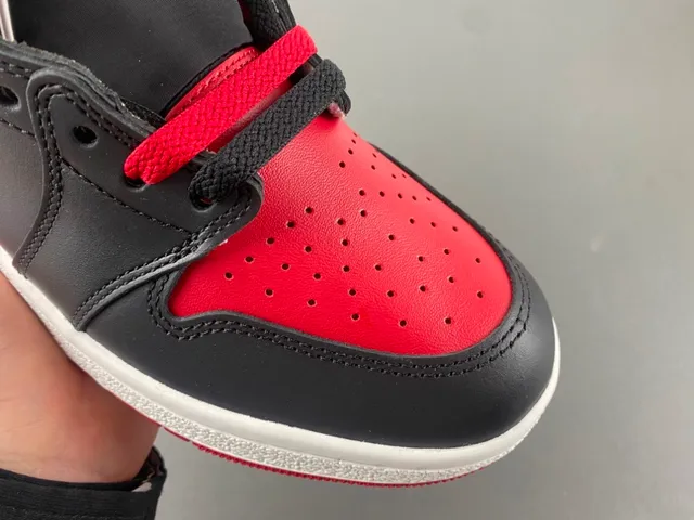 Air Jordan 1 Black Red White Basketball Shoes 2