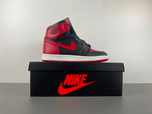 Air Jordan 1 Black Red White Basketball Shoes 16