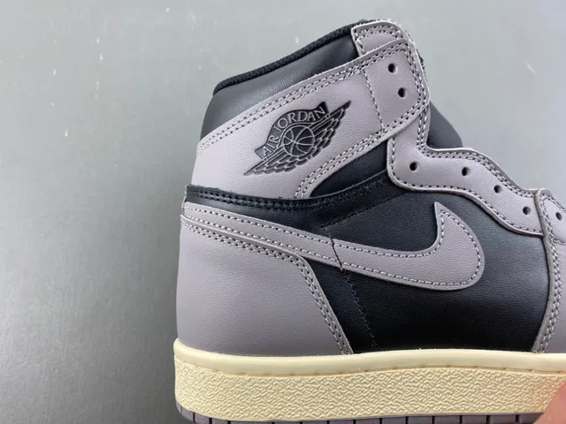 Air Jordan 1 Gris Negro High Top Cuero Zapatos de Baloncesto 3
