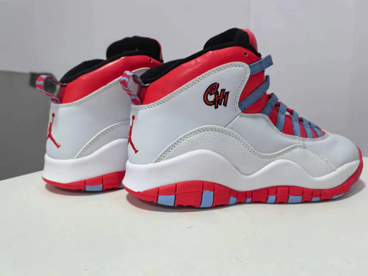 Air Jordan 10 Chicago White Red University Blue Basketball Shoes 2