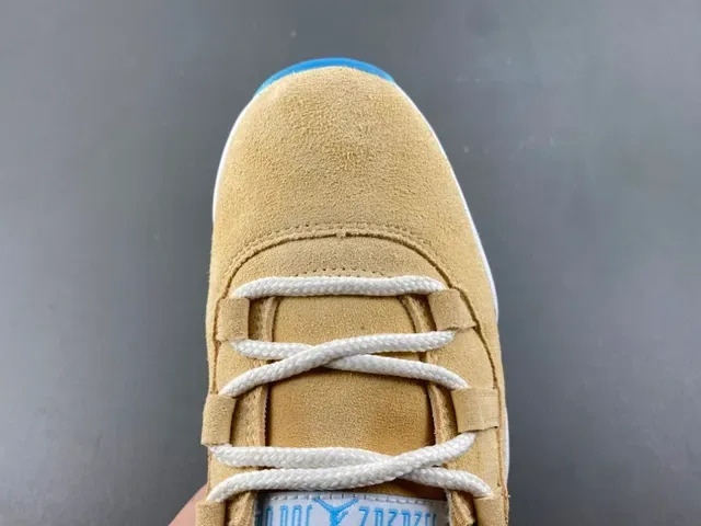 Air Jordan 11 Beige Blue Suede High Top Chaussures de Basketball 7