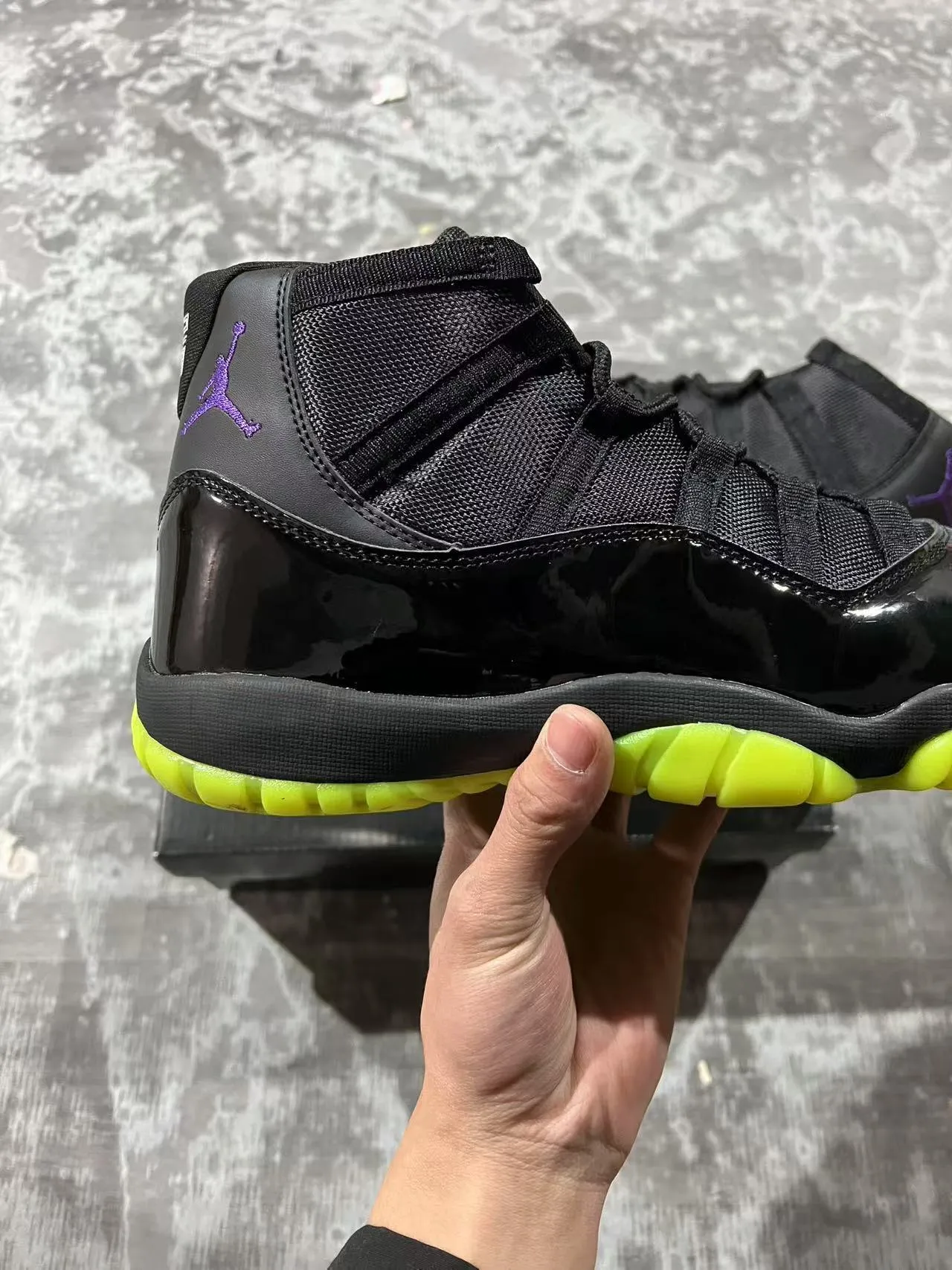 Air Jordan 11 Black Volt Basketball Shoes 7