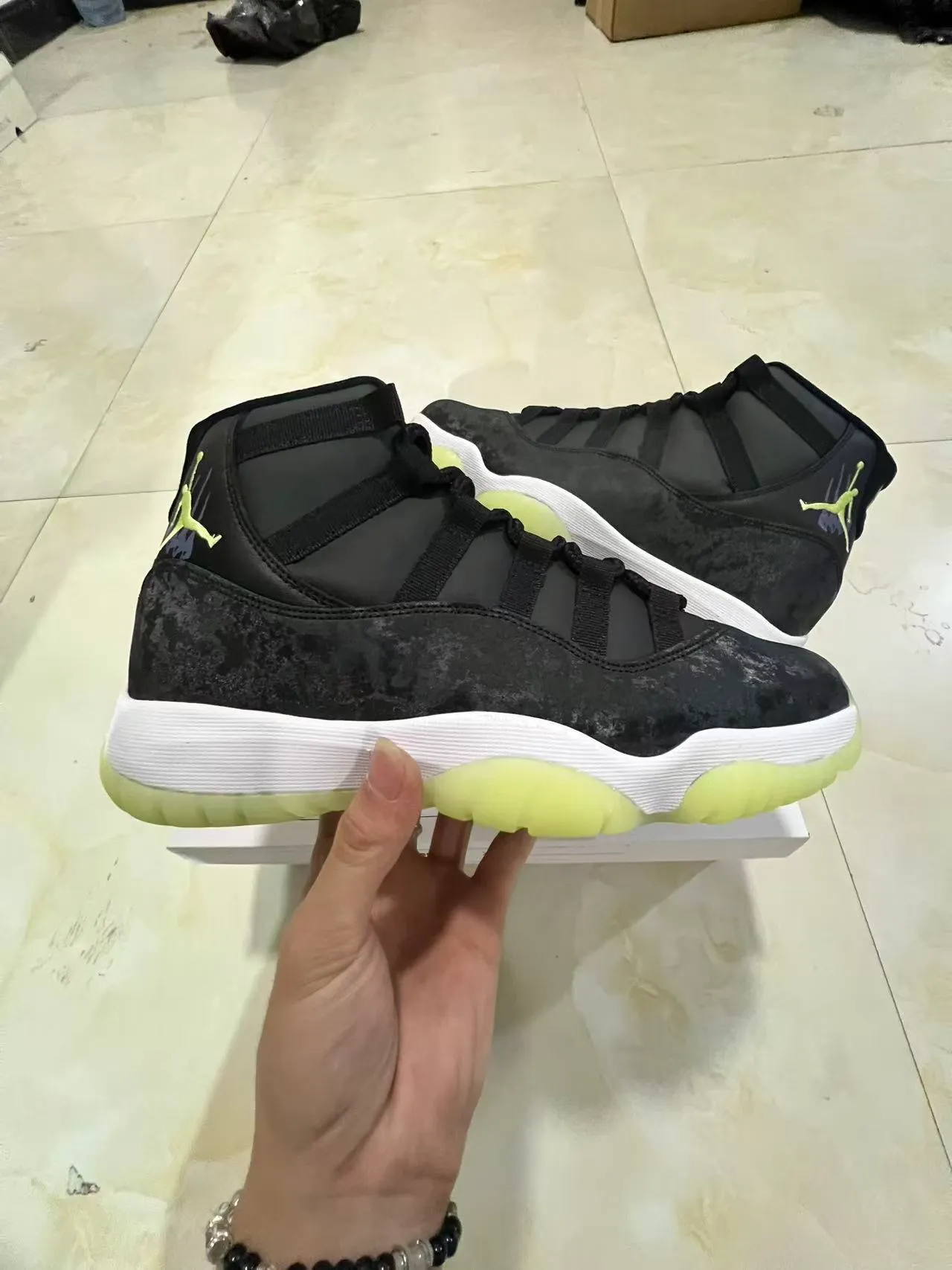 Air Jordan 11 Black Yellow High-Top Marbled Upper Basketball Shoes 7