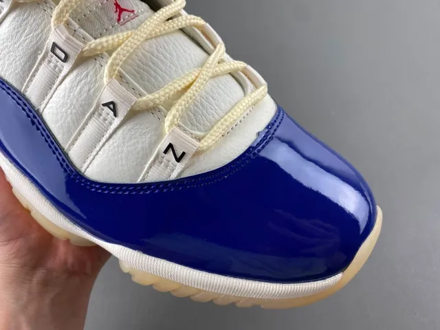 Air Jordan 11 Royal Blue and White Patent Leather Basketball Shoes 2