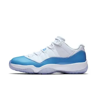 Air Jordan 11 白色和浅蓝色篮球鞋