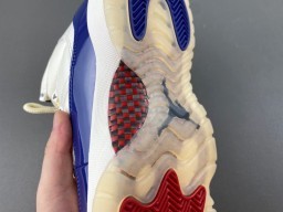Chaussures de basketball Air Jordan 11 blanc et bleu royal 10