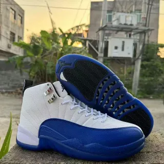 Air Jordan 12 白皇家蓝篮球鞋