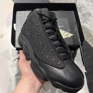 Air Jordan 13 ब्लैक सिल्वर हाई-टॉप टेक्सचर्ड मेश अपर बास्केटबॉल जूते