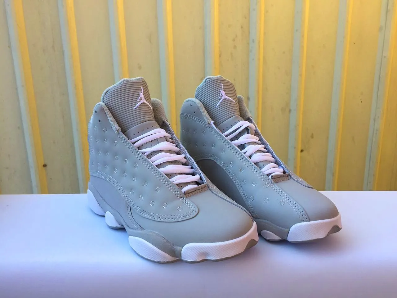 Air Jordan 13 Light Gray White Basketball Shoes 2