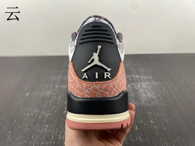 Tênis de basquete Air Jordan 3 branco pêssego com estampa de elefante 9