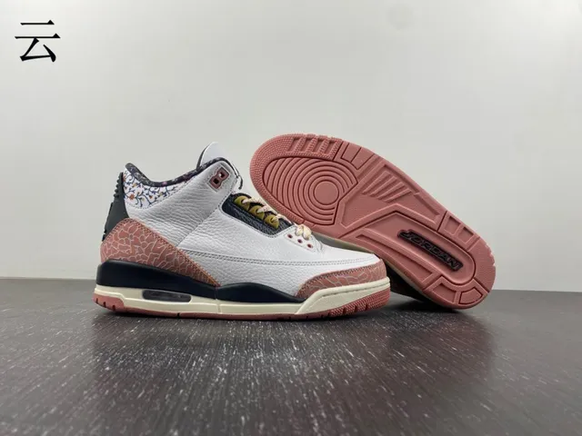 Tênis de basquete Air Jordan 3 branco pêssego com estampa de elefante 12
