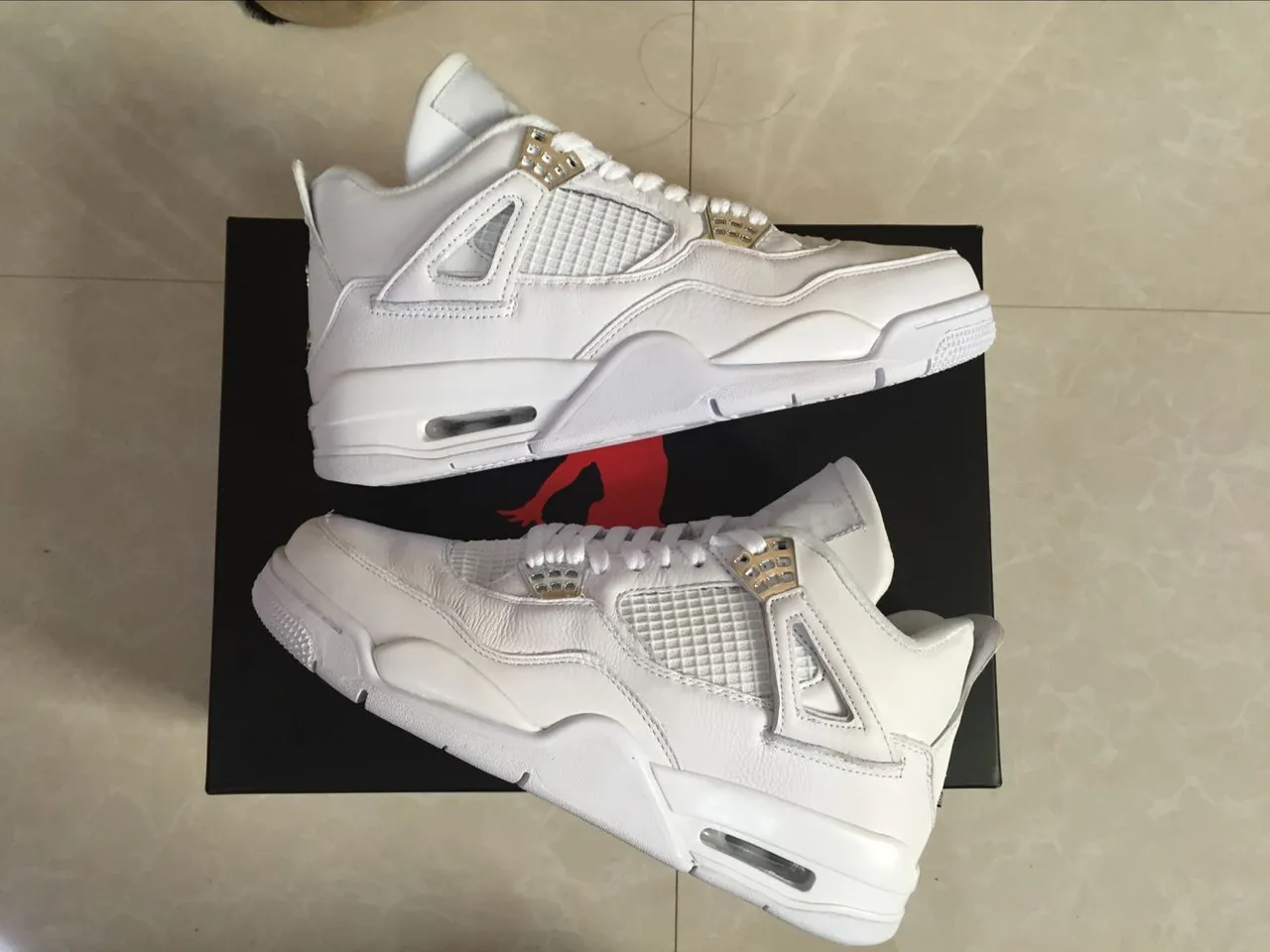 Air Jordan 4 All White Basketball Shoes 3