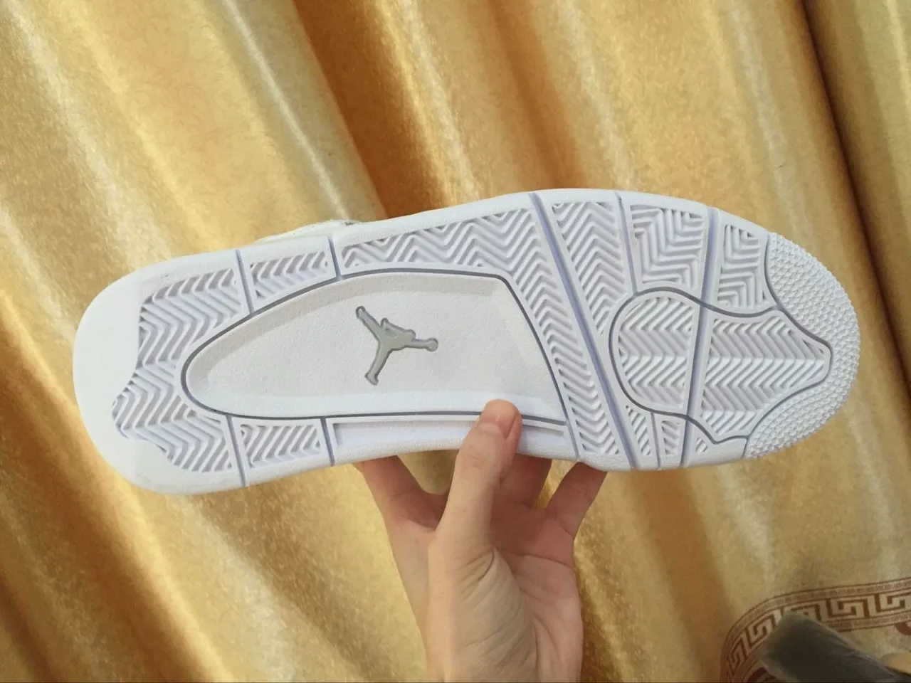 Air Jordan 4 All White Basketball Shoes 8