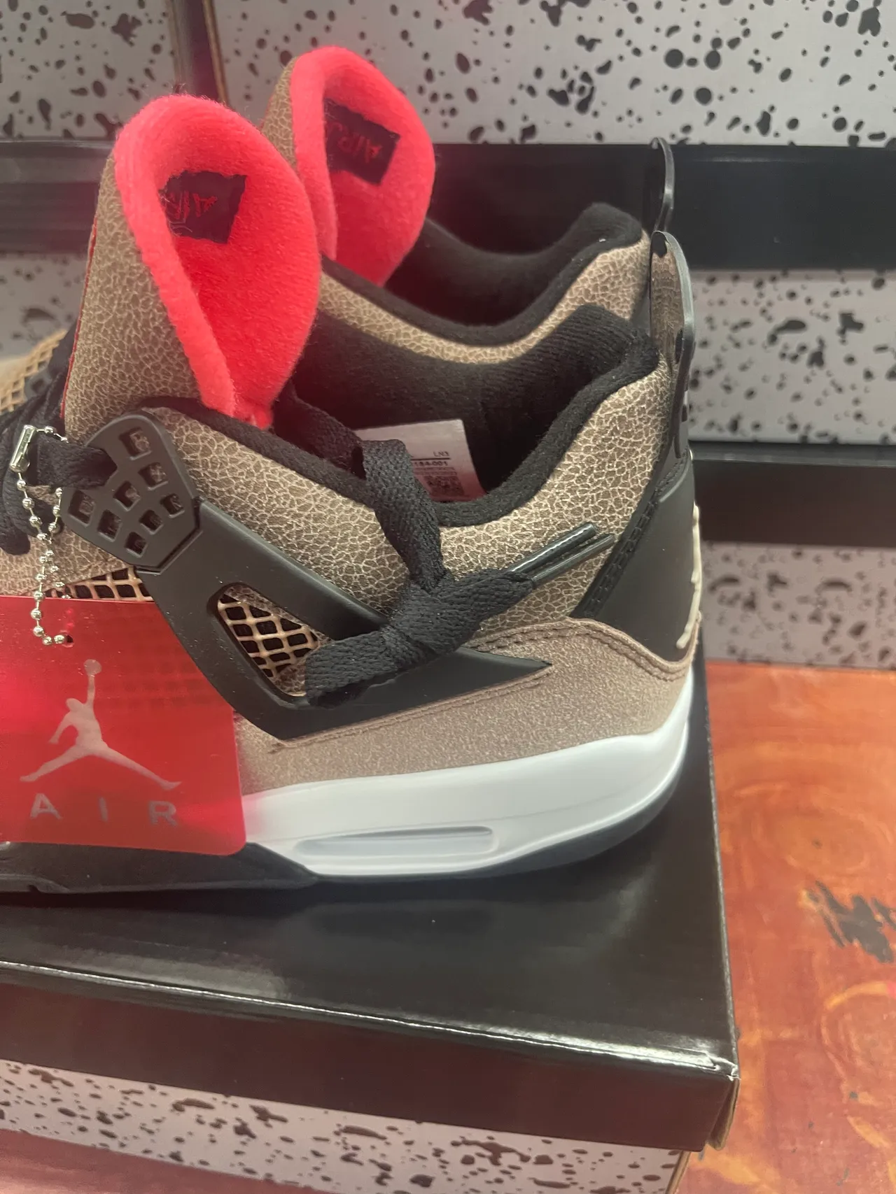 Air Jordan 4 Beige Black Red Basketball Shoes 2