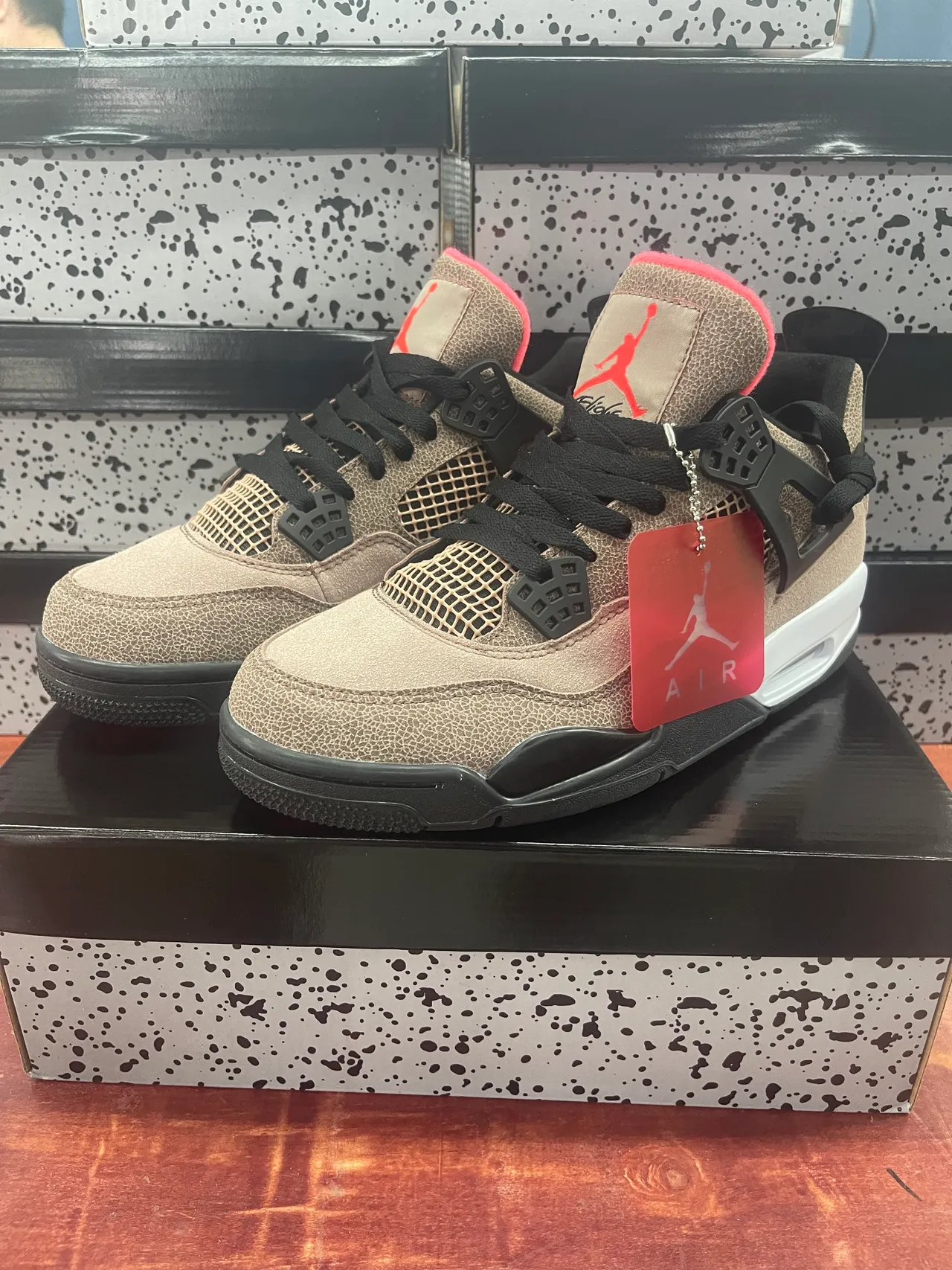 Air Jordan 4 Beige Black Red Basketball Shoes 4