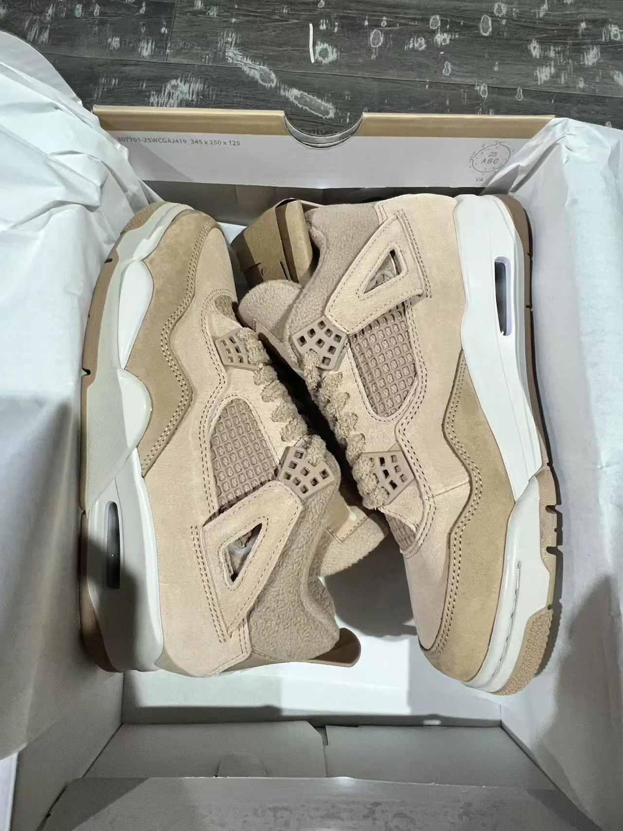 Air Jordan 4 Beige Suede Tênis de Basquete High Top 9