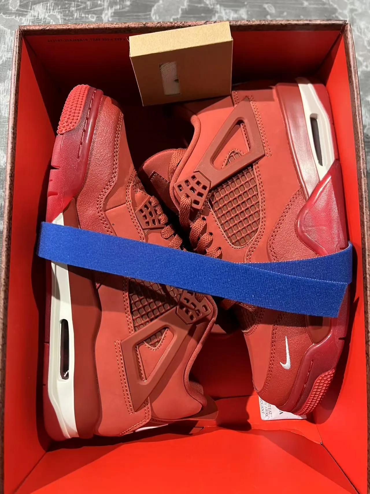 Air Jordan 4 Monochromatic Red Basketball Shoes 13