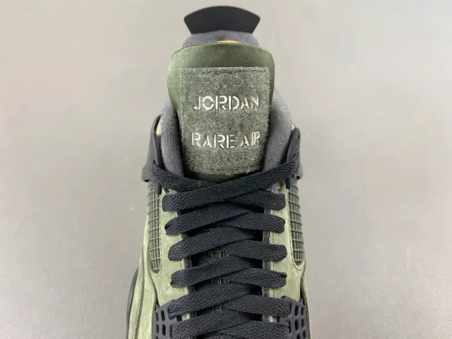 Air Jordan 4 Olive Green Suede Black Plastic Cage Basketball Shoes 5