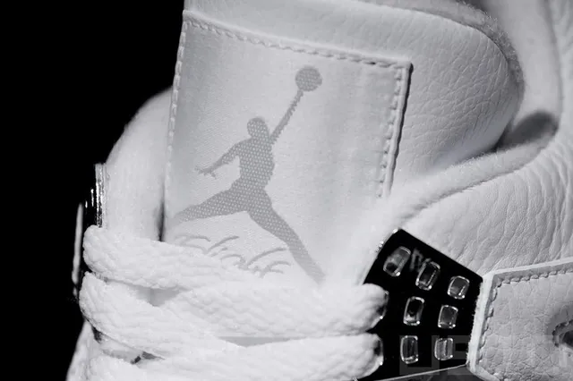 Air Jordan 4 White Basketball Shoes 3