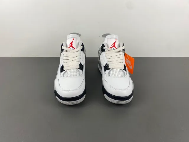 Chaussures de basketball Air Jordan 4 blanc ciment gris 11