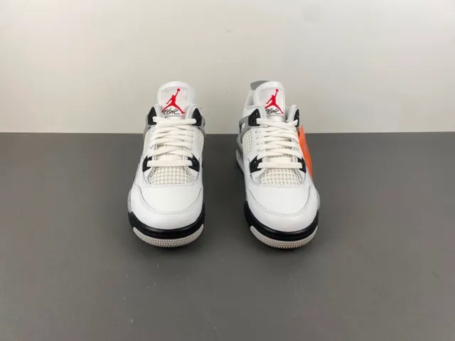 Chaussures de basketball Air Jordan 4 blanc gris ciment 11