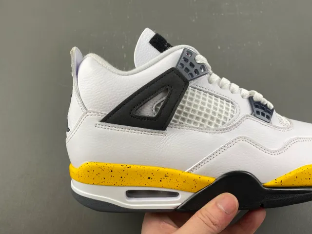 Air Jordan 4 White Yellow Black Basketball Shoes 3