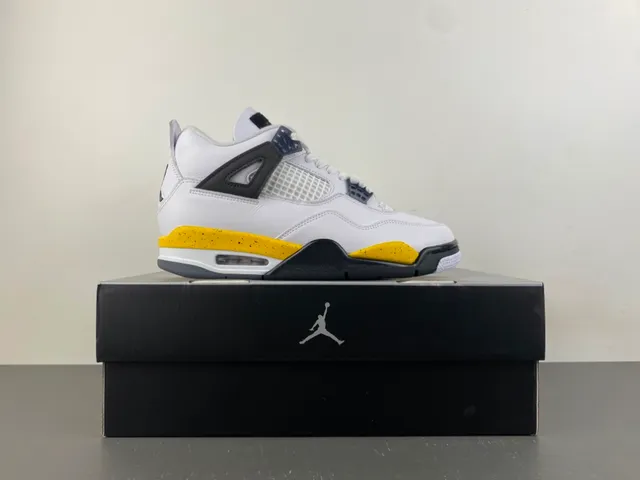 Air Jordan 4 White Yellow Black Basketball Shoes 15
