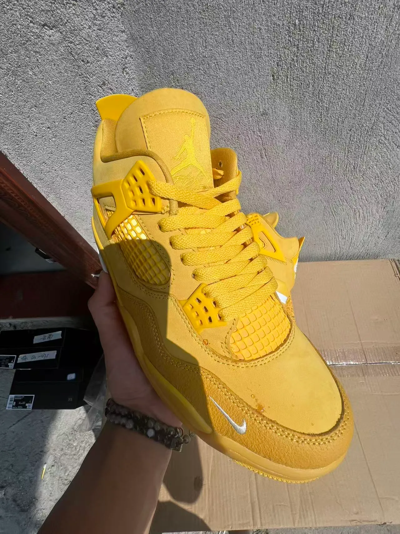 Air Jordan 4 Yellow Monochrome Basketball Shoes 2