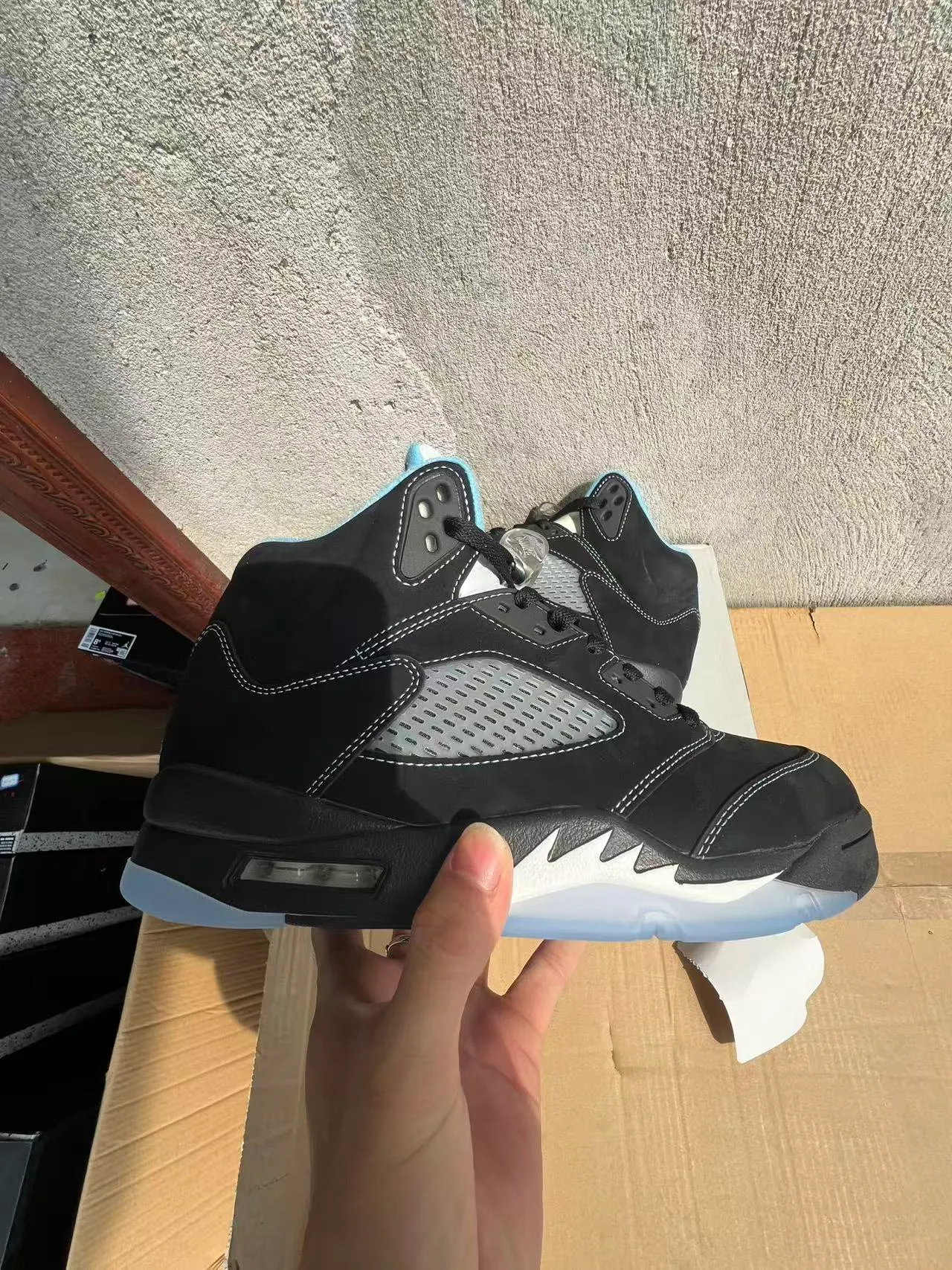 Air Jordan 5 Black Light Blue Translucent Sole Basketball Shoes 7