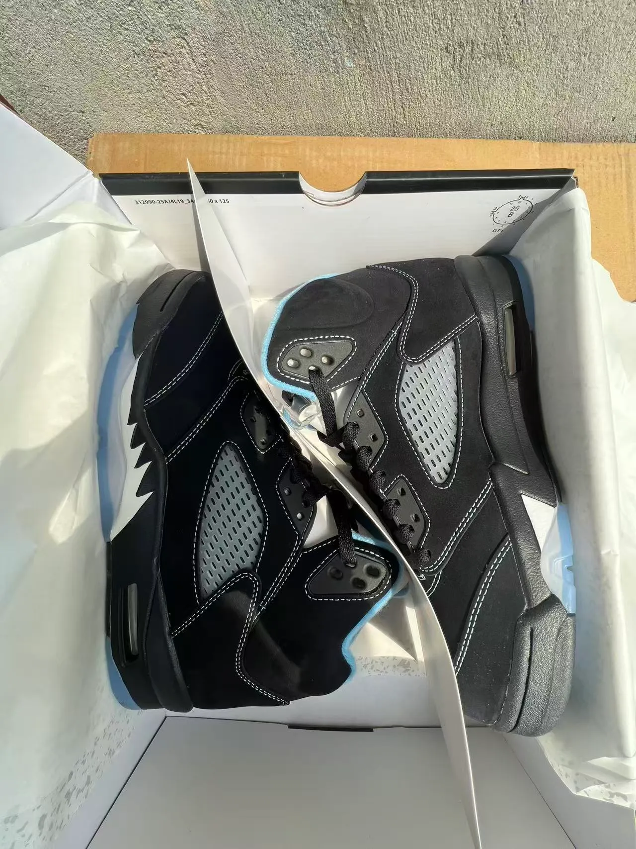 Air Jordan 5 Black Light Blue Translucent Sole Basketball Shoes 9