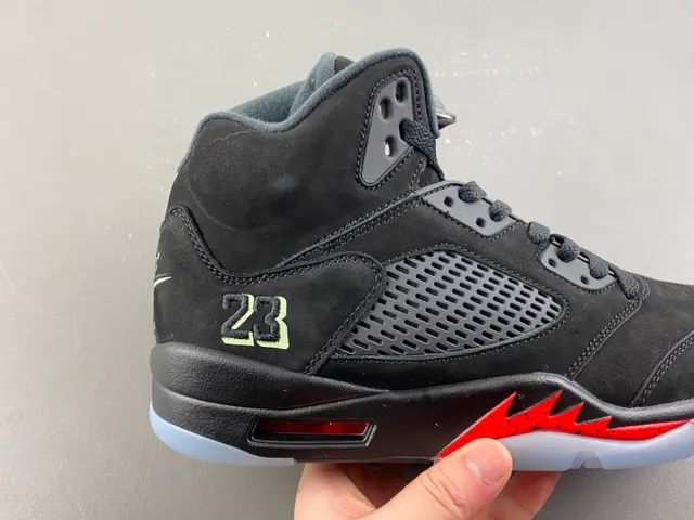 Air Jordan 5 Black Red Lightning Bolt Basketball Shoes 3