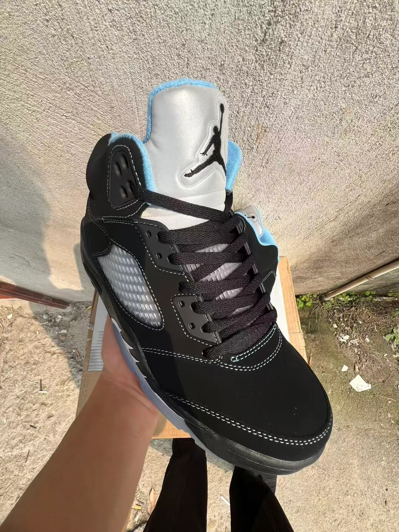 Air Jordan 5 Black White Light Blue Basketball Shoes 2