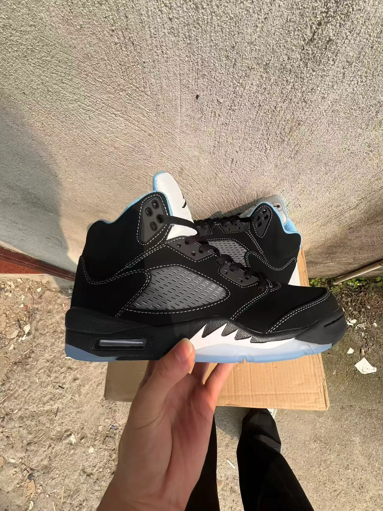 Air Jordan 5 Black White Light Blue Basketball Shoes 7