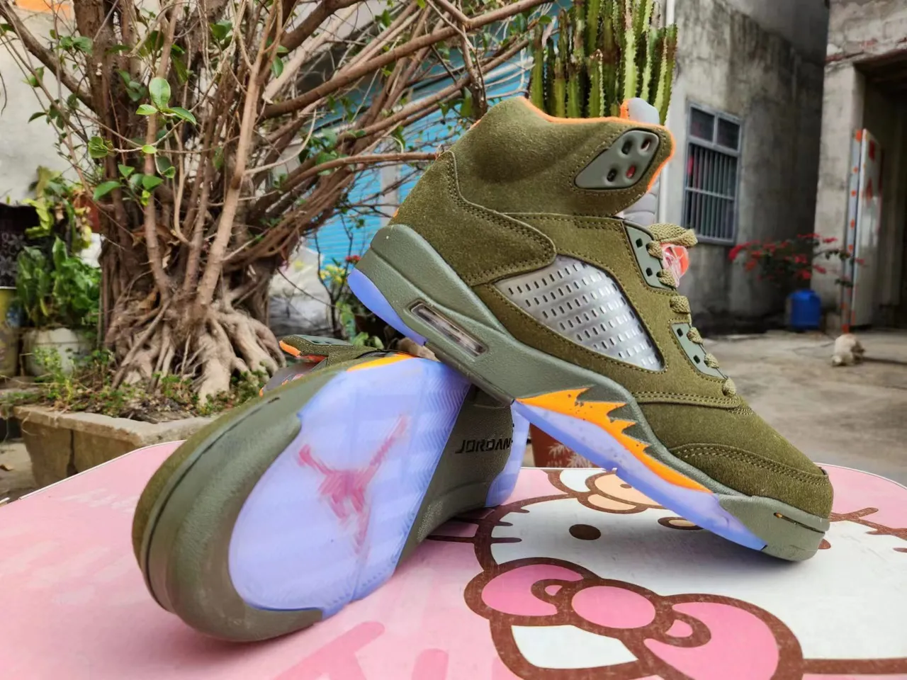 Air Jordan 5 Olive Green Orange Flame Basketball Shoes 3