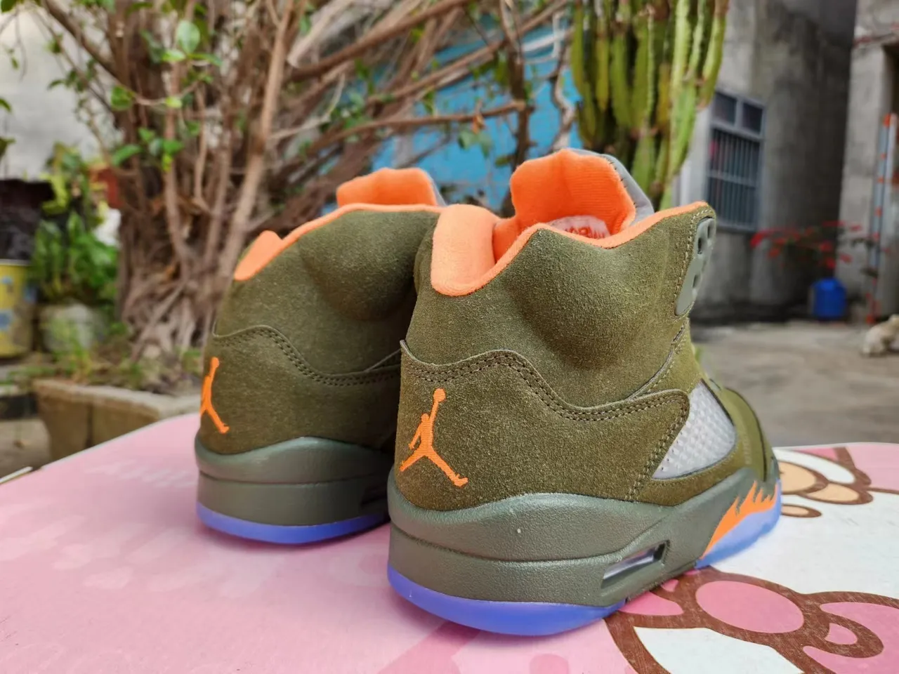 Air Jordan 5 Olive Green Orange Flame Basketball Shoes 4