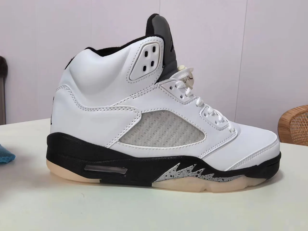 Air Jordan 5 White Black Gum Basketball Shoes 2