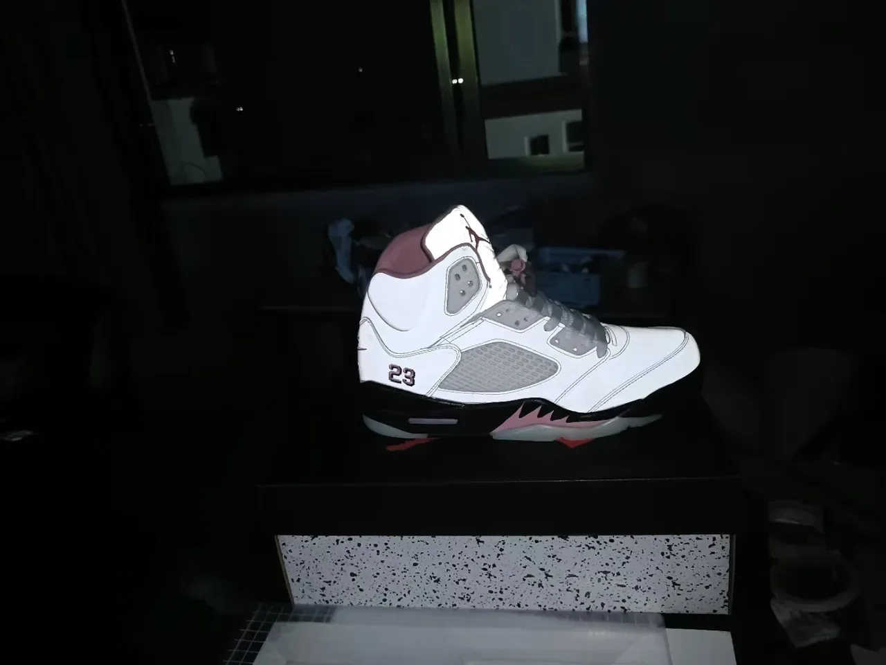 Air Jordan 5 Chaussures de Basket Blanc Rose Gris 2
