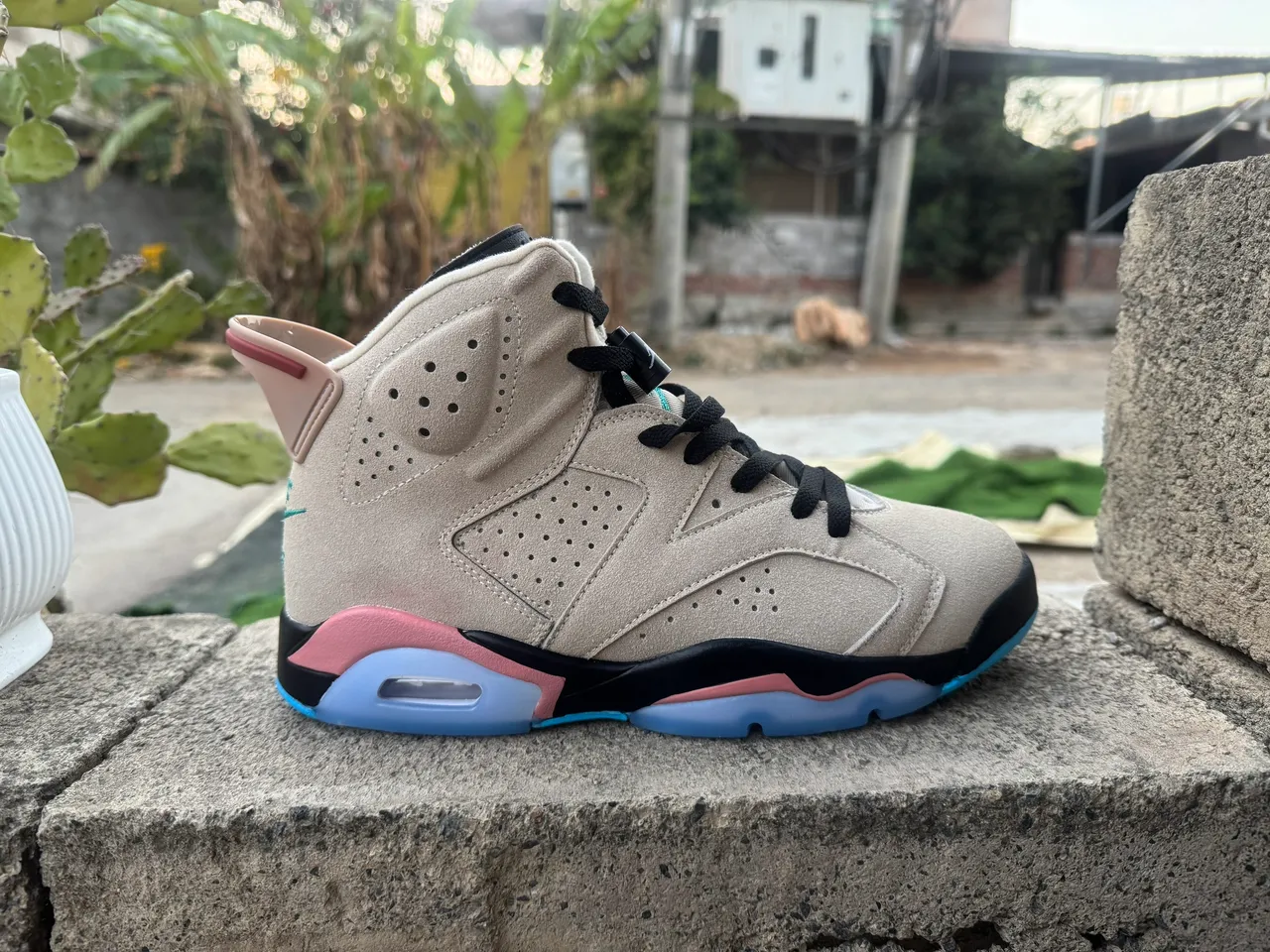 Air Jordan 6 Beige Pink Blue Basketball Shoes 4