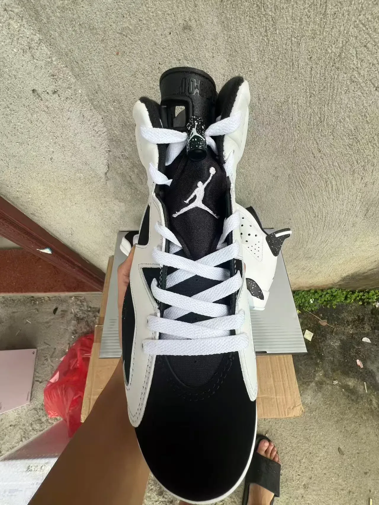 Air Jordan 6 Branco Preto Com Motas Tênis de Basquete 3